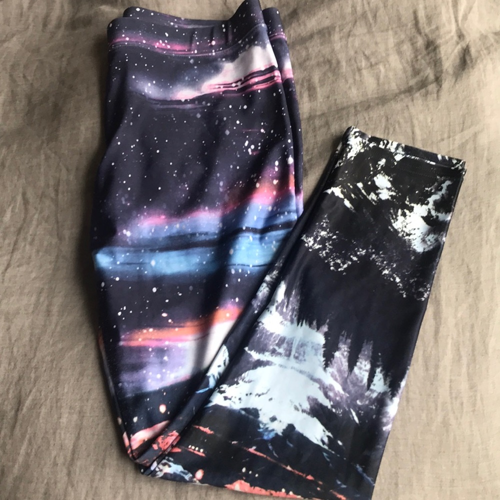 NWOT American Eagle Leggings L